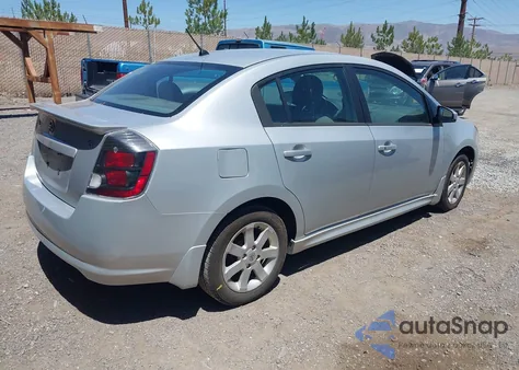 2010 Nissan Sentra 2.0Sr from USA, damaged, VIN 3N1AB6AP2AL608882